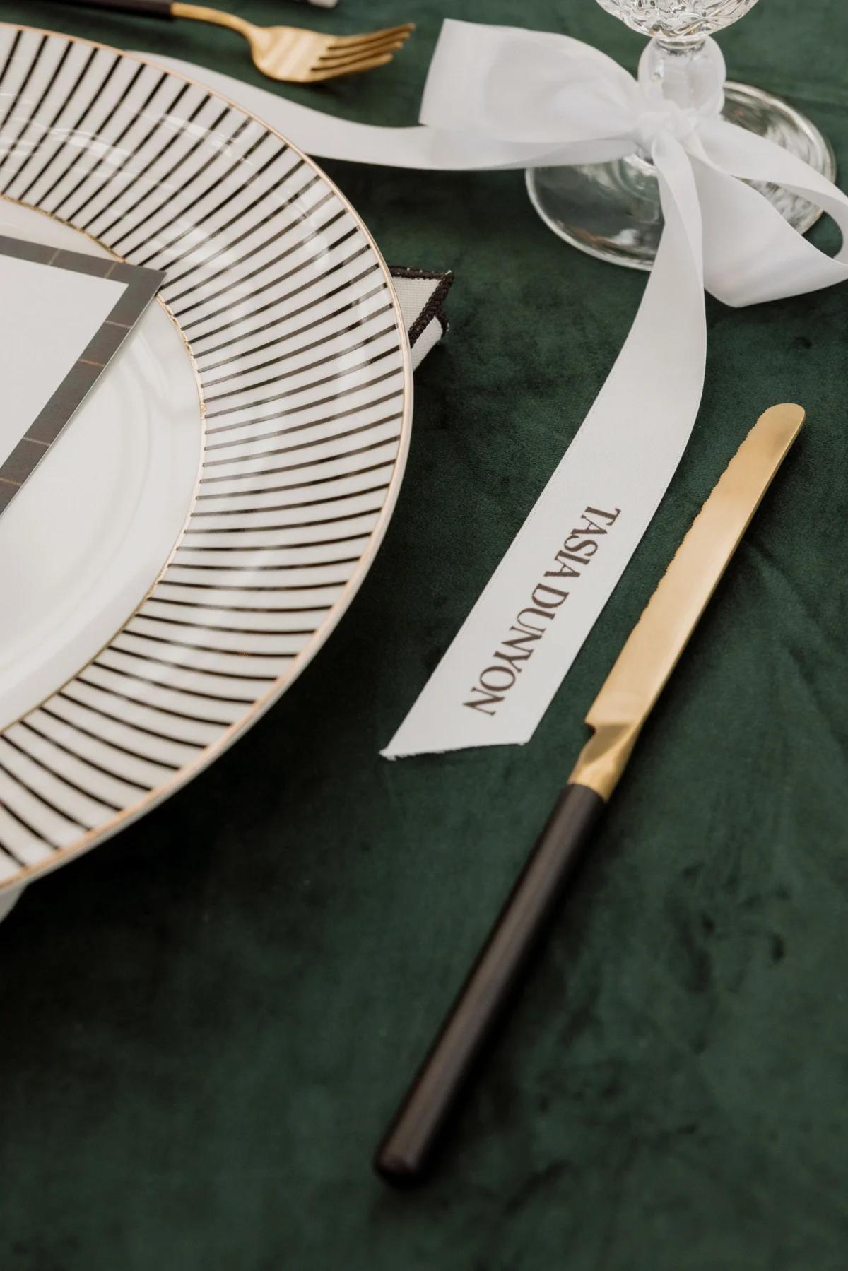 Custom printed ribbon place cards for wedding guest