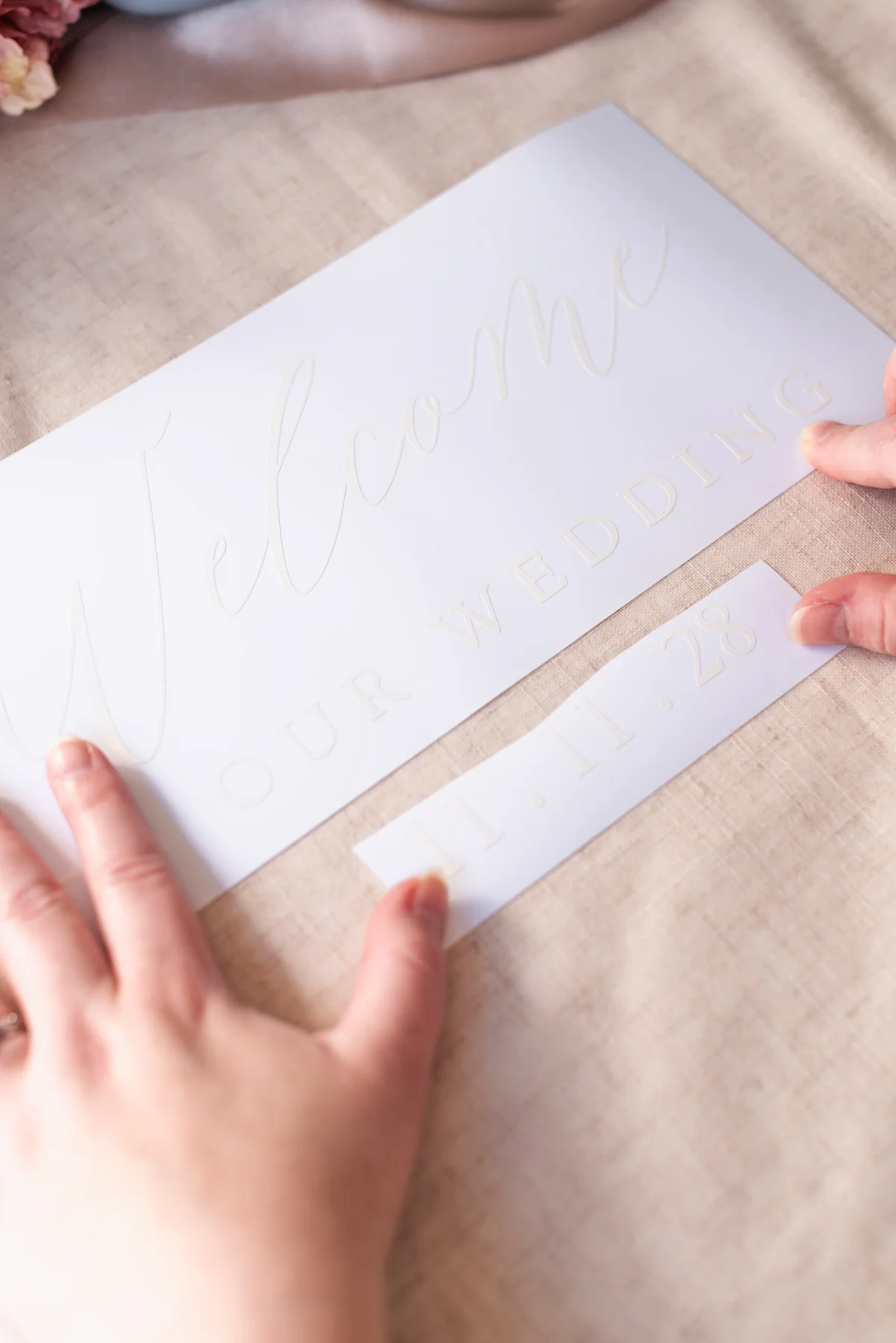 How to personalize a wedding welcome sign with a flower box and Cricut vinyl