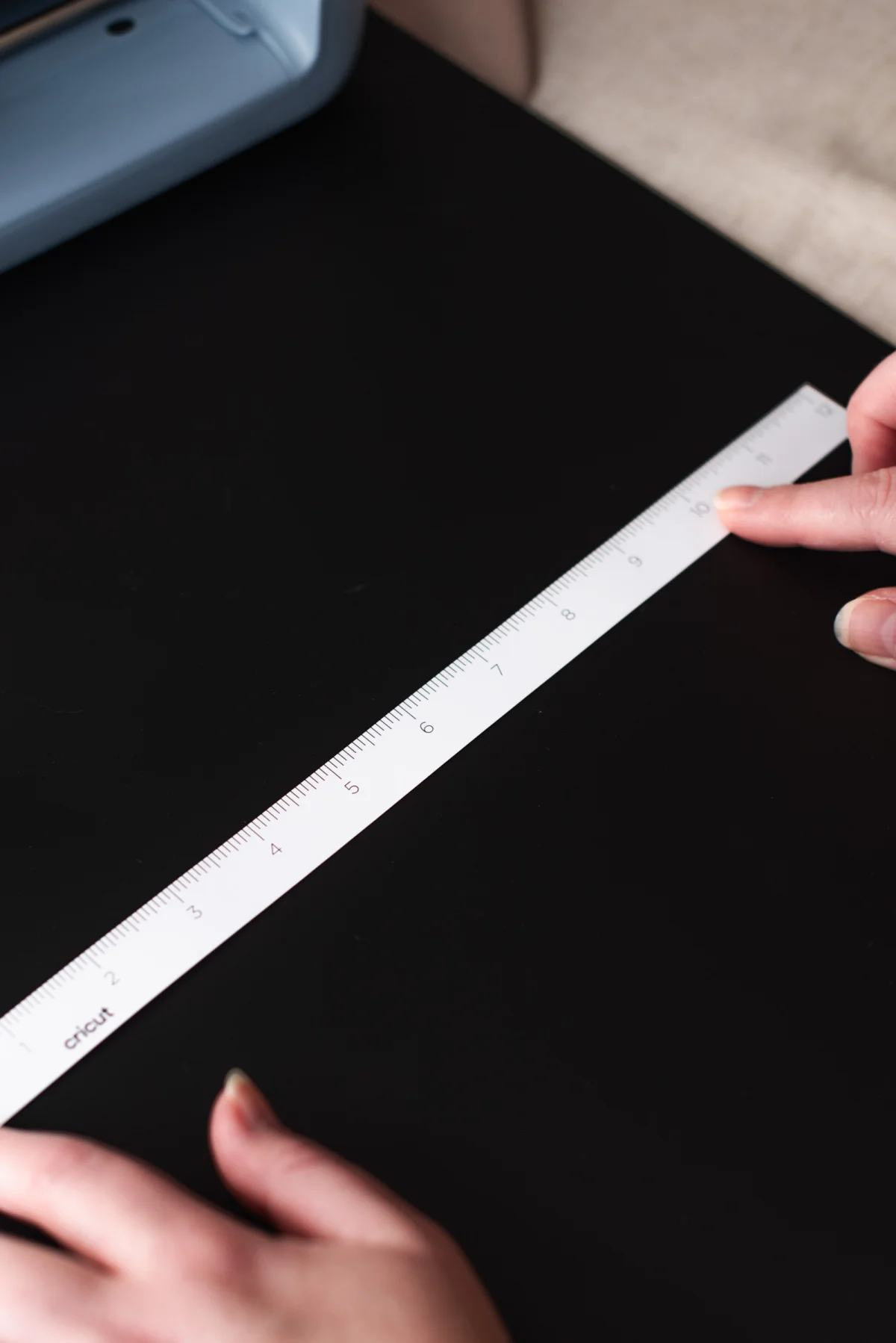 Everything you need to know about making a wedding sign with a small Cricut machine