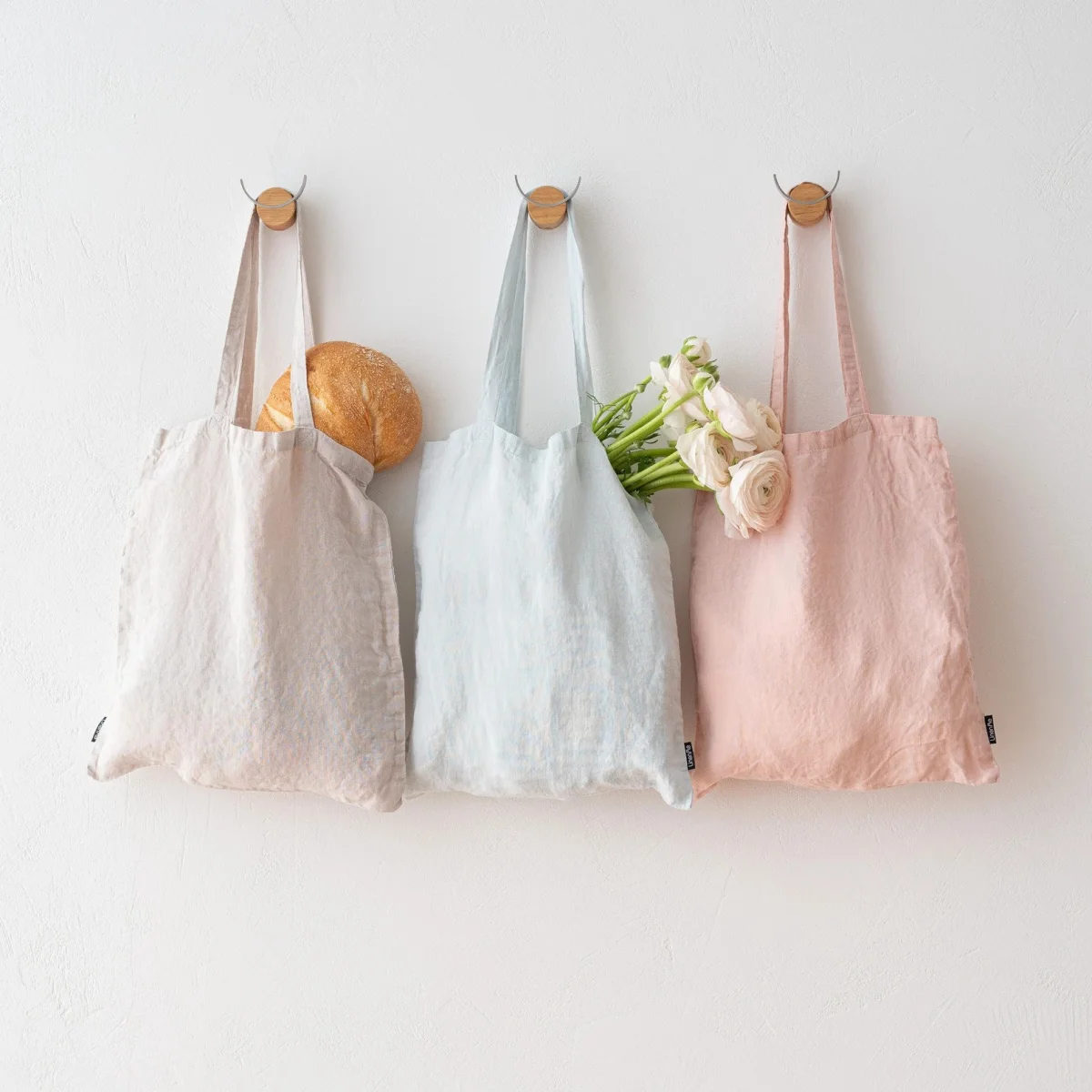 Chic Wedding Party Totes: DIY Blanks and Personalized Options for Every Style