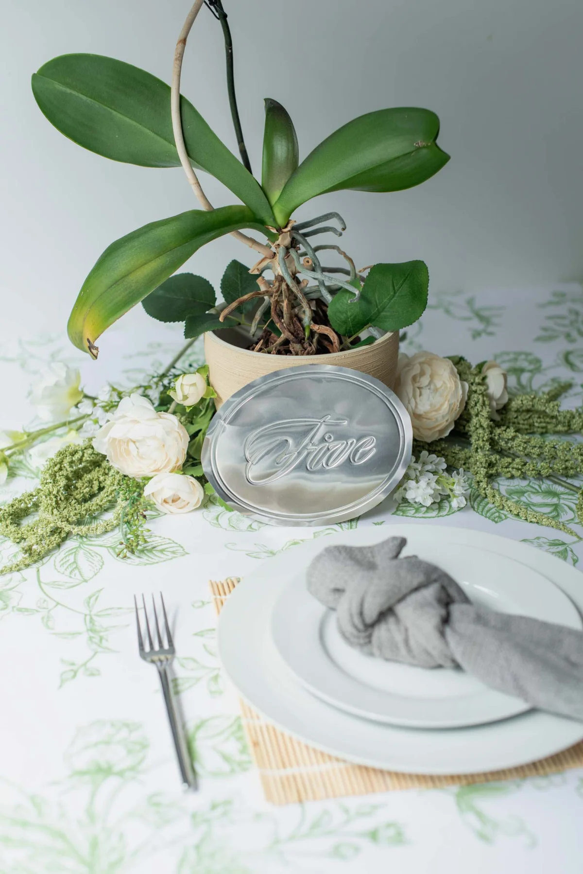 How to create high end Cricut wedding details