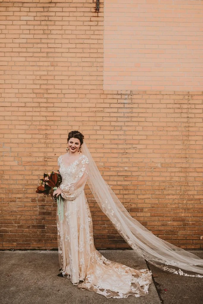 Backyard Wedding Highlights Romantic Fall Colors | Burgh Brides | Hot Metal Studio