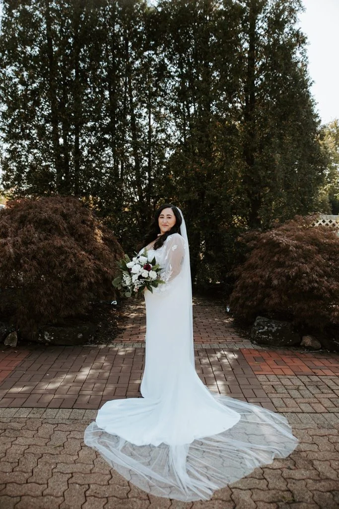 Modern Light-Filled Greenhouse Wedding At The Atrium | Burgh Brides | Iris Marie Photography