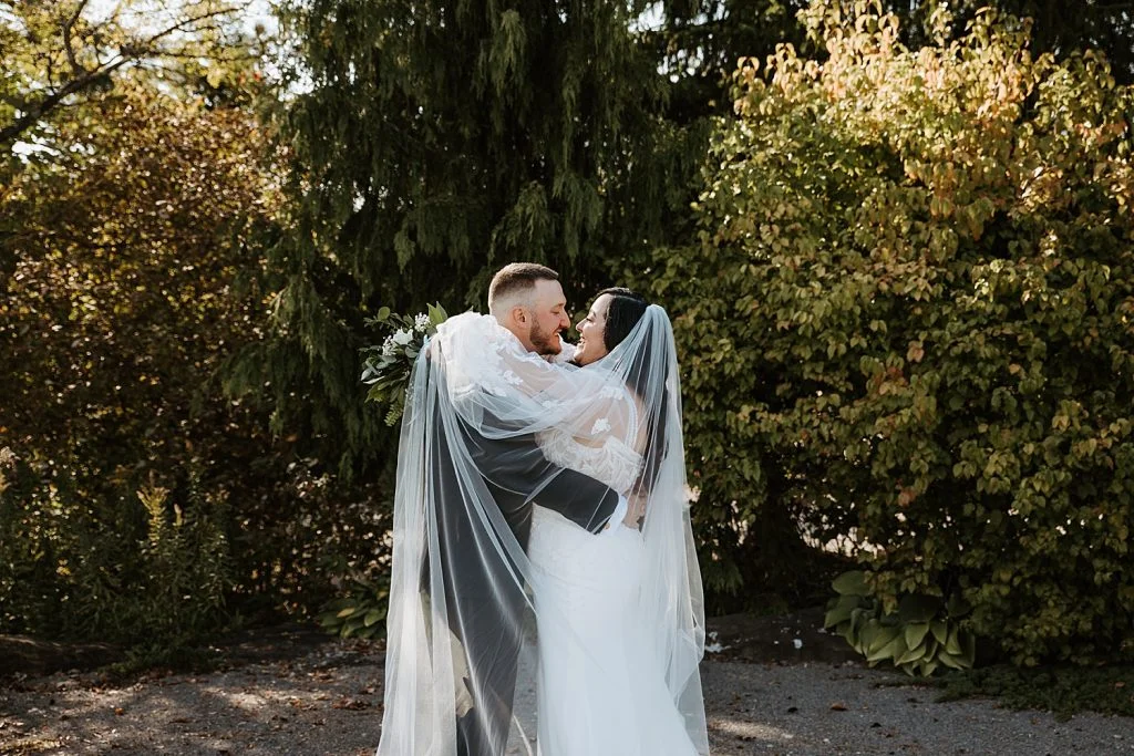 Modern Light-Filled Greenhouse Wedding At The Atrium | Burgh Brides | Iris Marie Photography