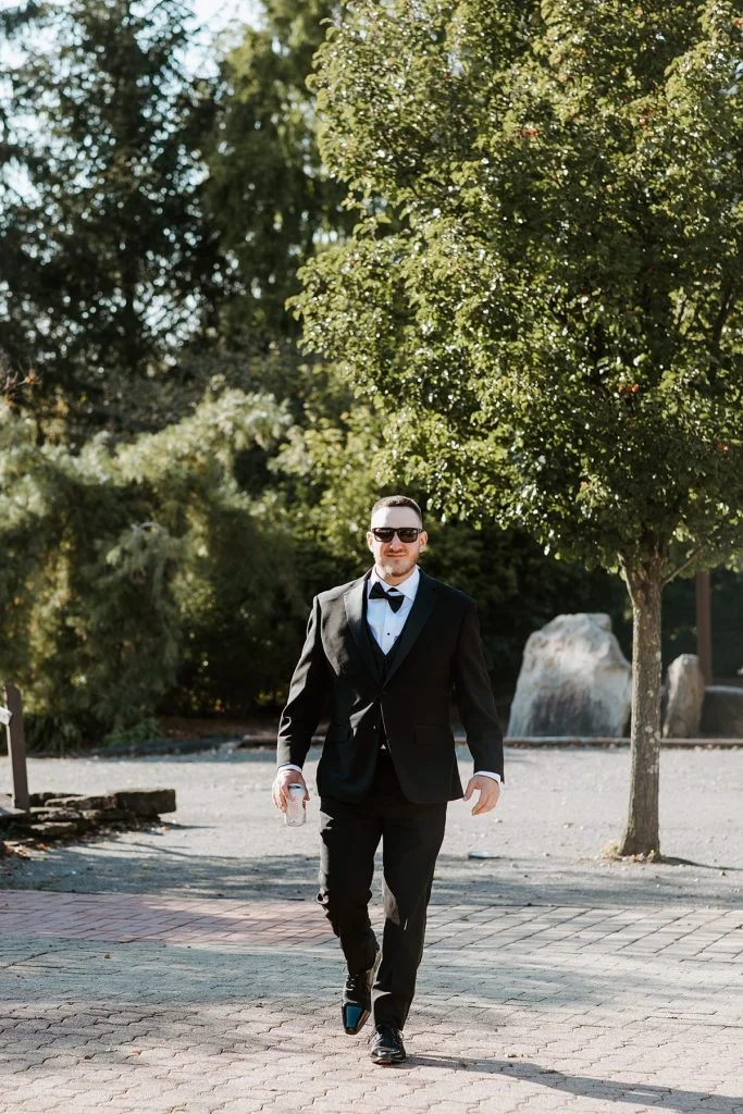 Modern Light-Filled Greenhouse Wedding At The Atrium | Burgh Brides | Iris Marie Photography
