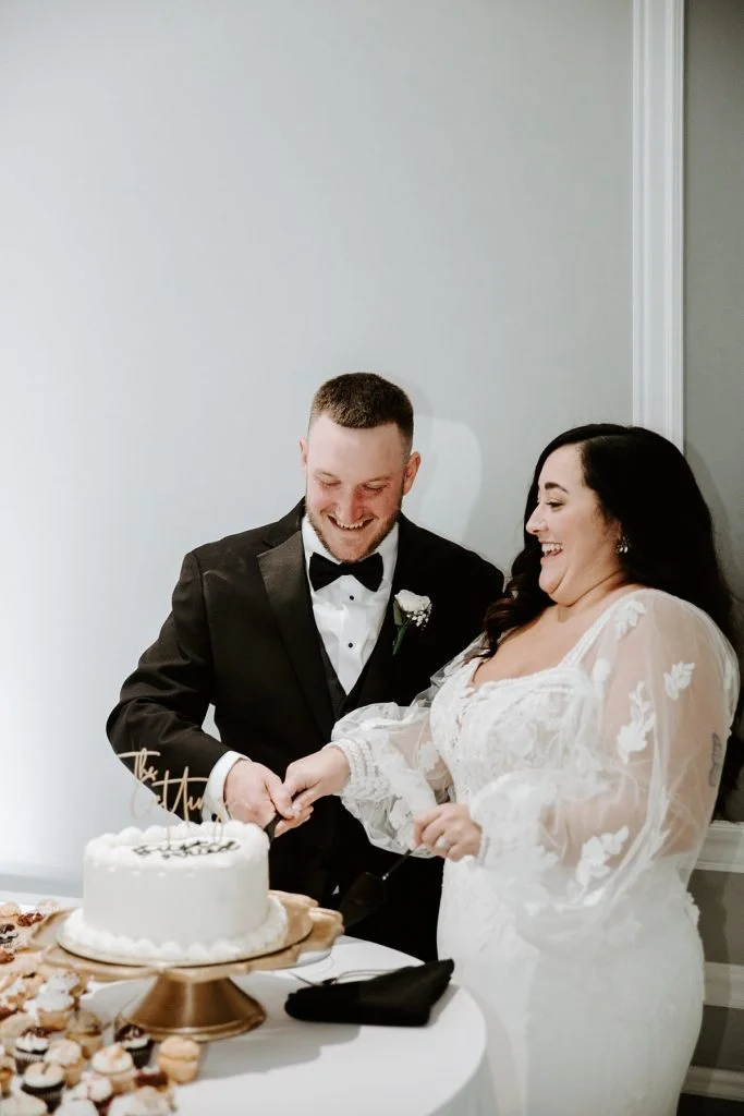 Modern Light-Filled Greenhouse Wedding At The Atrium | Burgh Brides | Iris Marie Photography