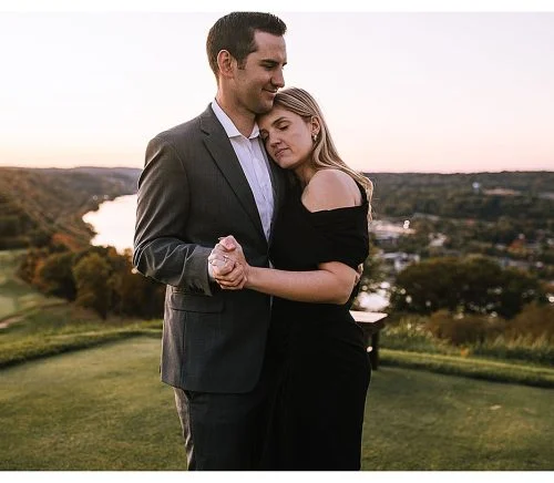 Golf Inspired Engagement Shoot At Longue Vue Club | Burgh Brides | Kaitlin Powell Photography