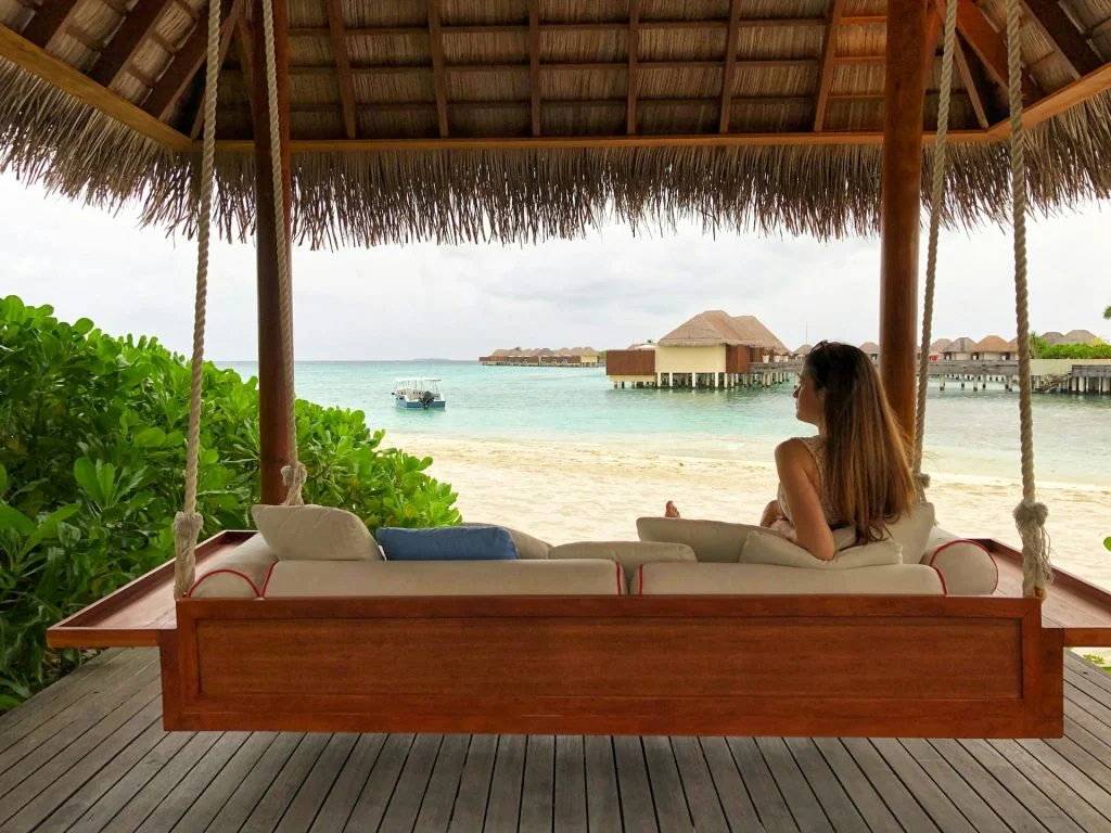 How Much Should Couples Budget for Their Honeymoon?