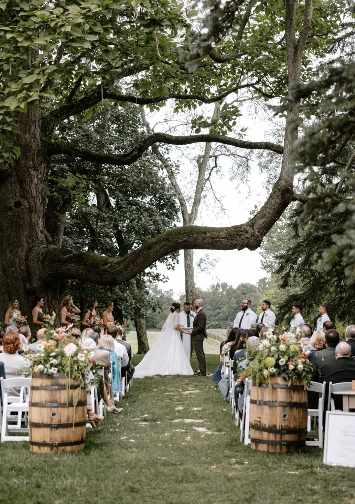 Practical Steps to Create a Realistic Wedding Budget
